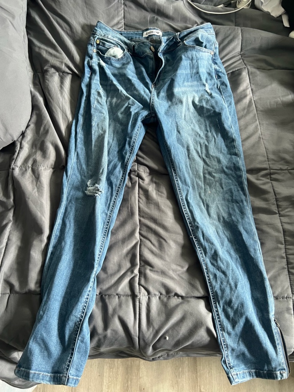 Fashion Nova Women's Skinny Jeans in Blue Wash